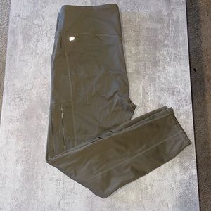 Fabletics Motion 365 Highwaisted Leggings, Size XL